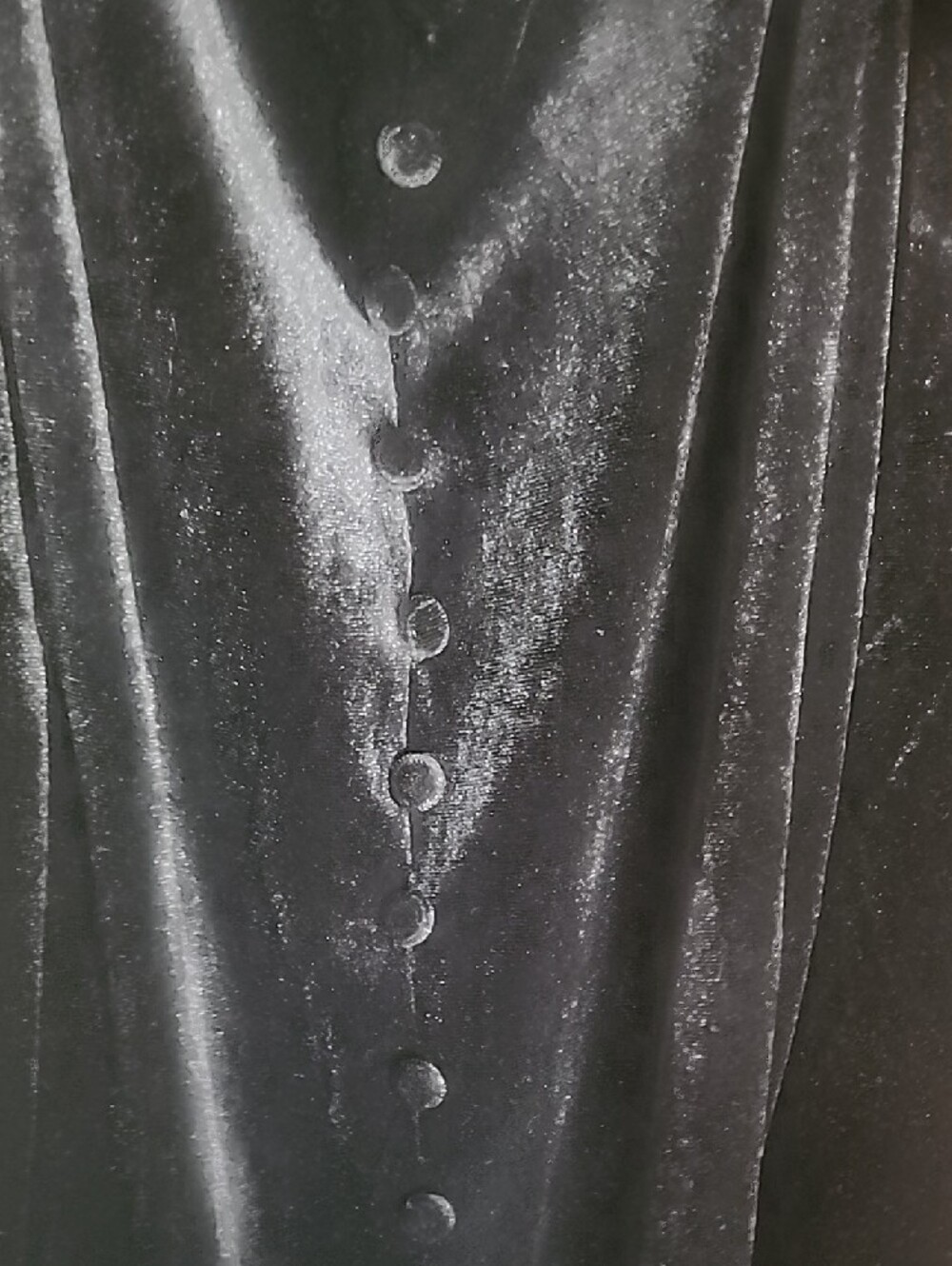 Cider Black Sleeveless Velvet Dress - Picture 3 of 8